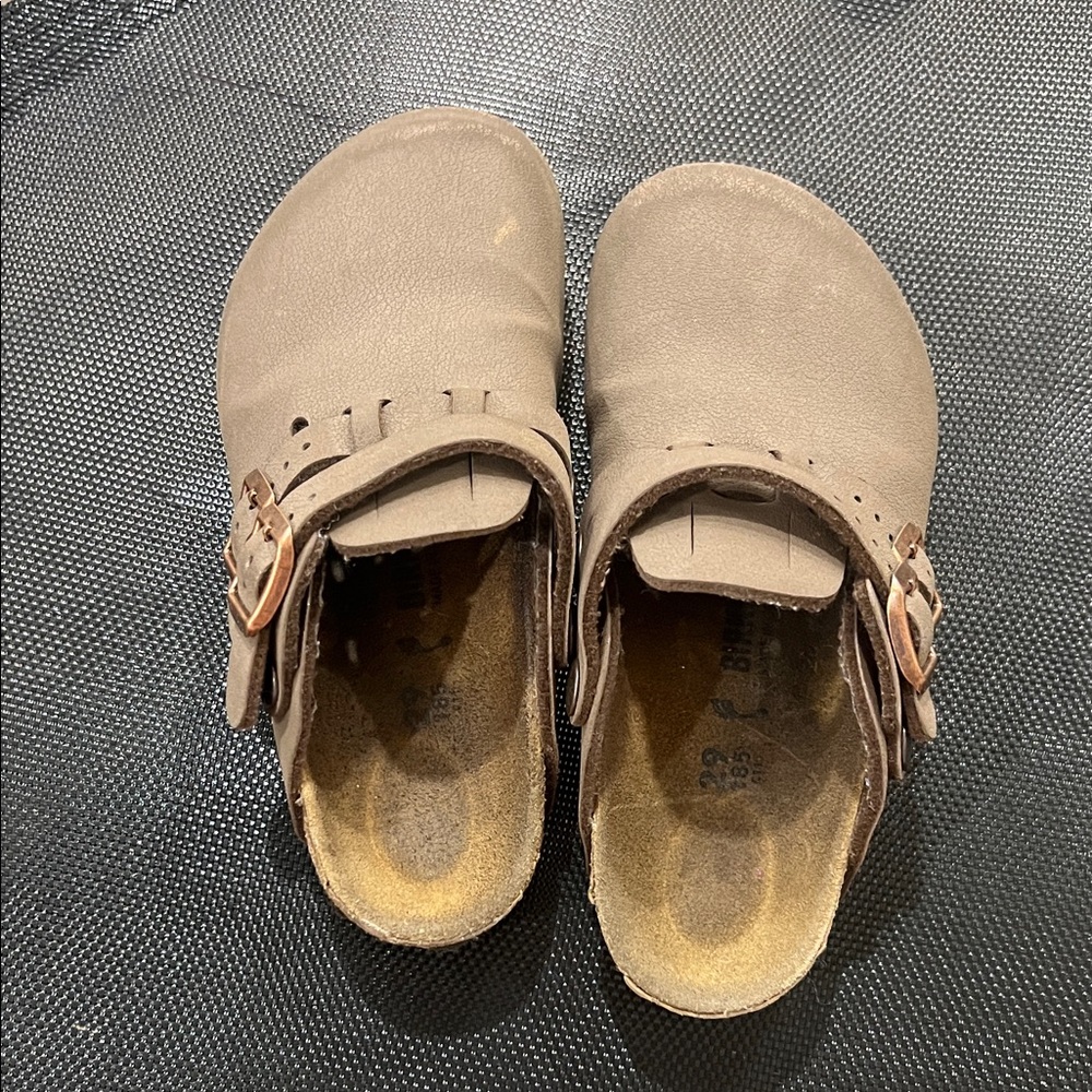 Birkenstock Kids Tan Leather Slippers